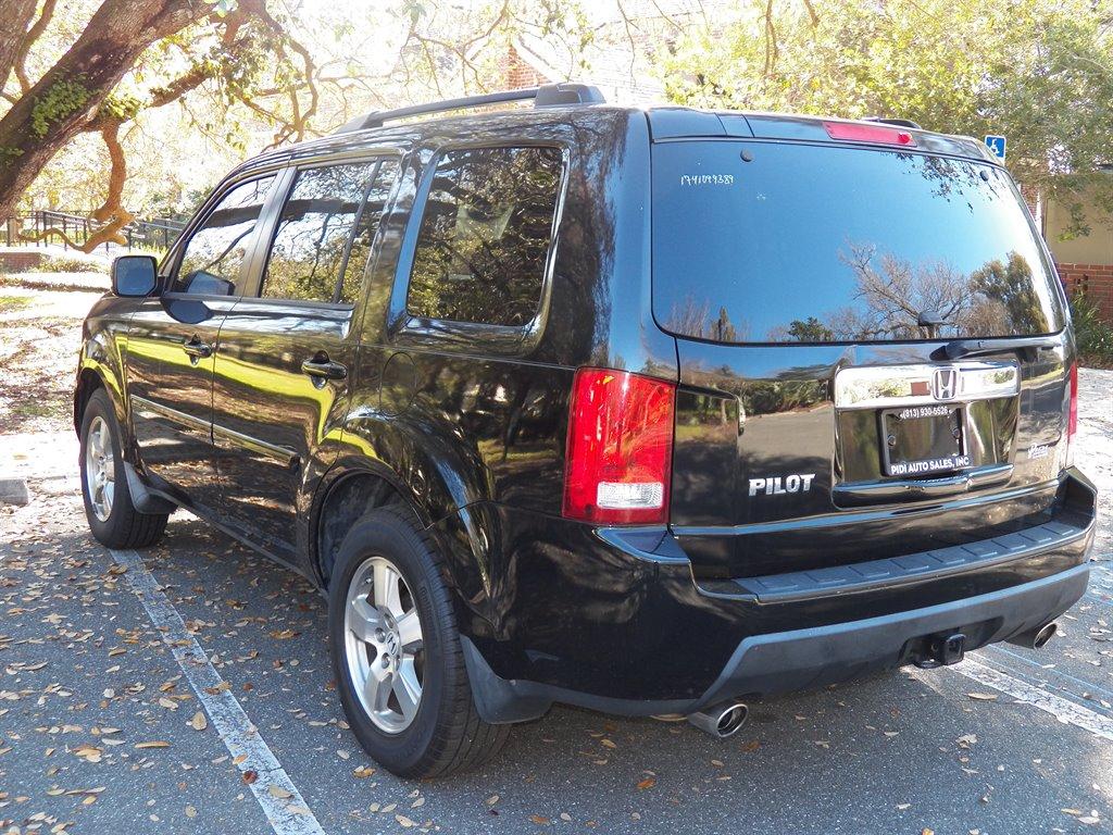 Thumbnail image of 2010 Honda Pilot at Pidi Auto Sales, Inc