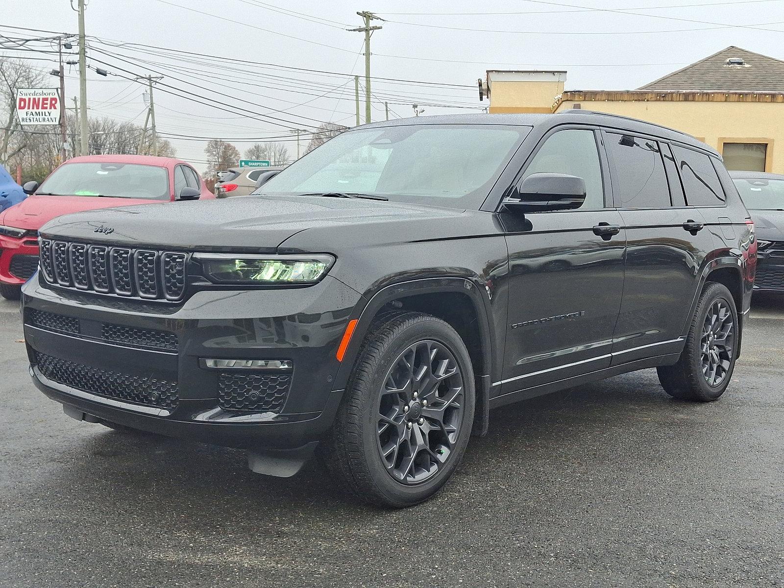 Thumbnail image of 2024 Jeep Grand Cherokee L at Spirit Chrysler Dodge Jeep