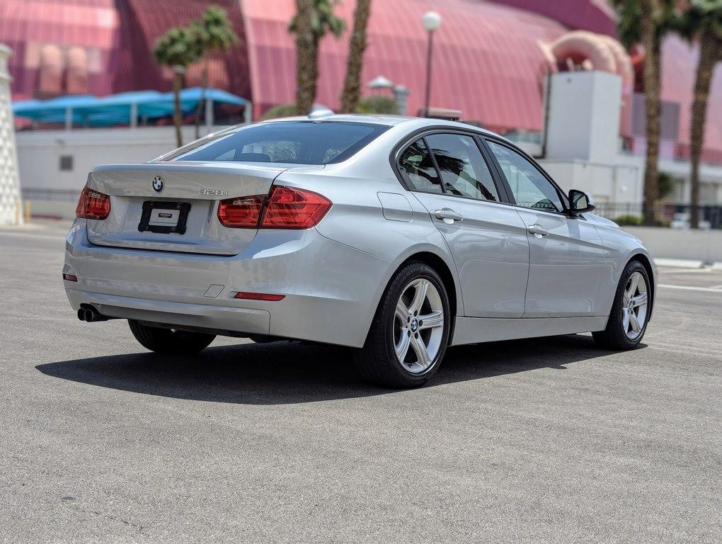 Thumbnail image of 2013 BMW 3 Series at DIVINE MOTORS