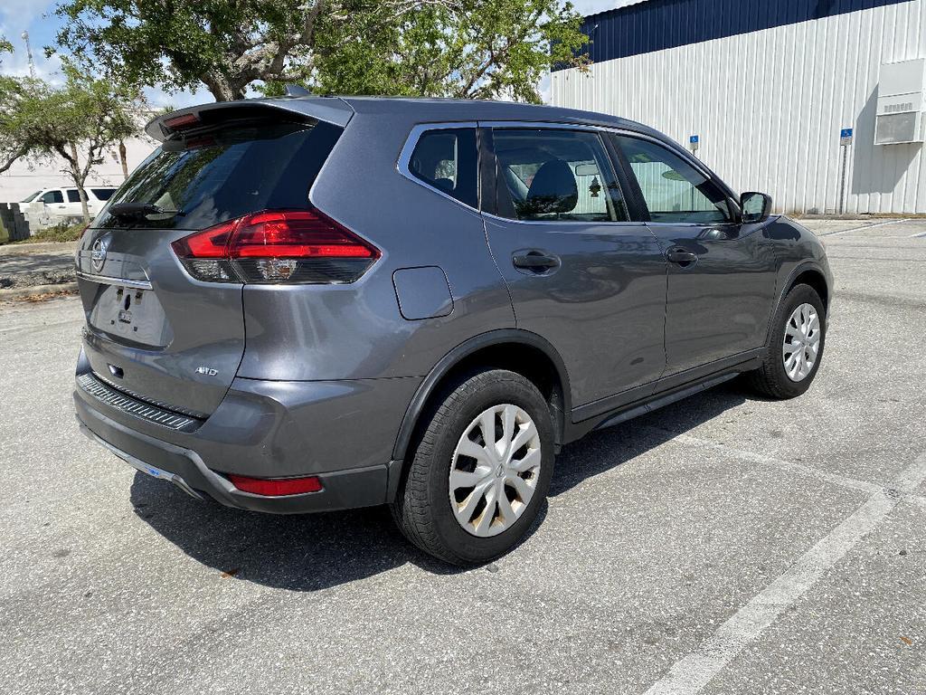 Thumbnail image of 2017 Nissan Rogue at Approved Auto Outlet, Inc.