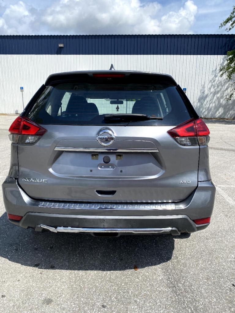 Thumbnail image of 2017 Nissan Rogue at Approved Auto Outlet, Inc.