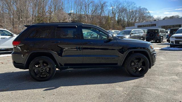 Thumbnail image of 2018 Jeep Grand Cherokee at Croton Auto Park