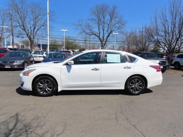 Thumbnail image of 2015 Nissan Altima at DCH Honda of Nanuet