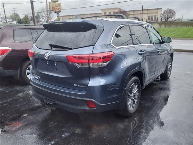 Thumbnail image of 2018 Toyota Highlander at Swiss Auto Mart