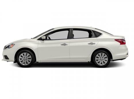 Thumbnail image of 2016 Nissan Sentra at Riverhead Auto Mall