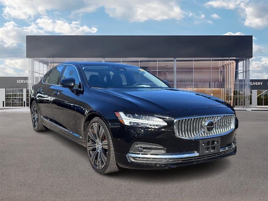 Thumbnail image of 2022 Volvo S90 at Northstar Mitsubishi