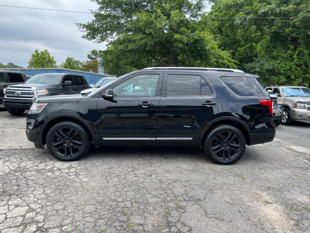 Thumbnail image of 2016 Ford Explorer at El Rey Trucks