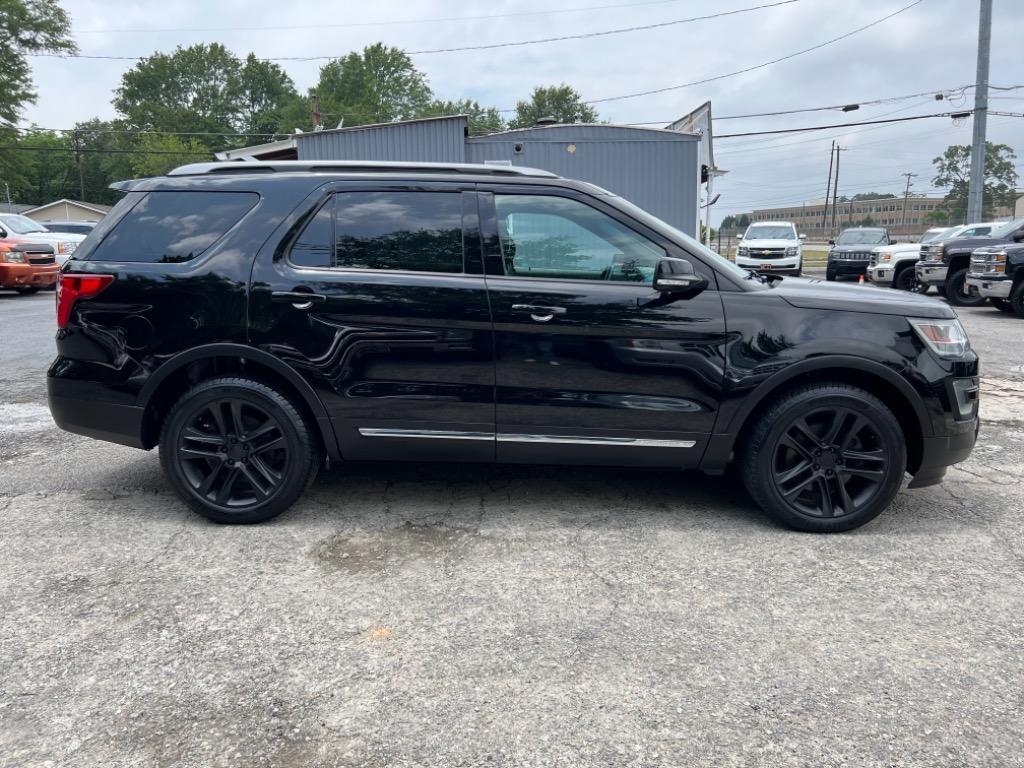 Thumbnail image of 2016 Ford Explorer at El Rey Trucks