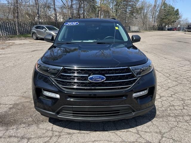 Thumbnail image of 2020 Ford Explorer at Golling Chrysler Dodge Jeep Ram