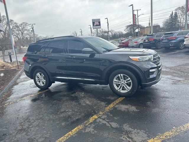 Thumbnail image of 2020 Ford Explorer at Golling Chrysler Jeep Dodge Ram of Chelsea