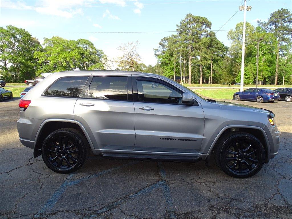 Thumbnail image of 2017 Jeep Grand Cherokee at Pops Auto Sales LLC