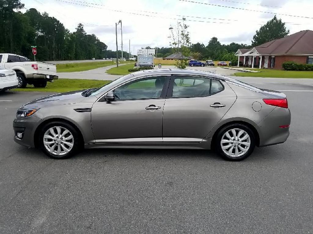 Thumbnail image of 2015 Kia Optima at M & M Motors