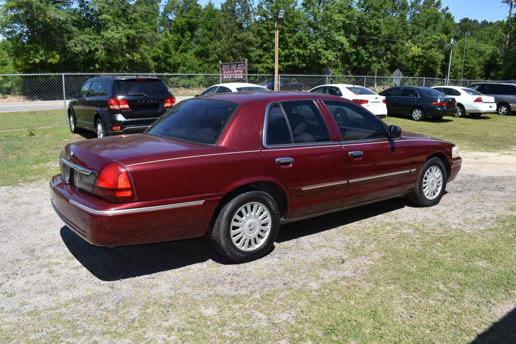 Thumbnail image of 2007 Mercury Grand Marquis at Quick Lube Auto Sales & Service