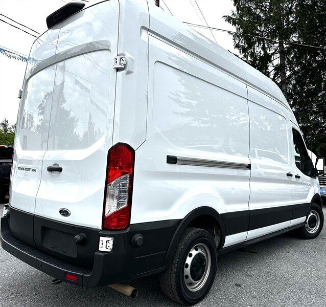 Thumbnail image of 2020 Ford Transit at Classic Motors Inc.