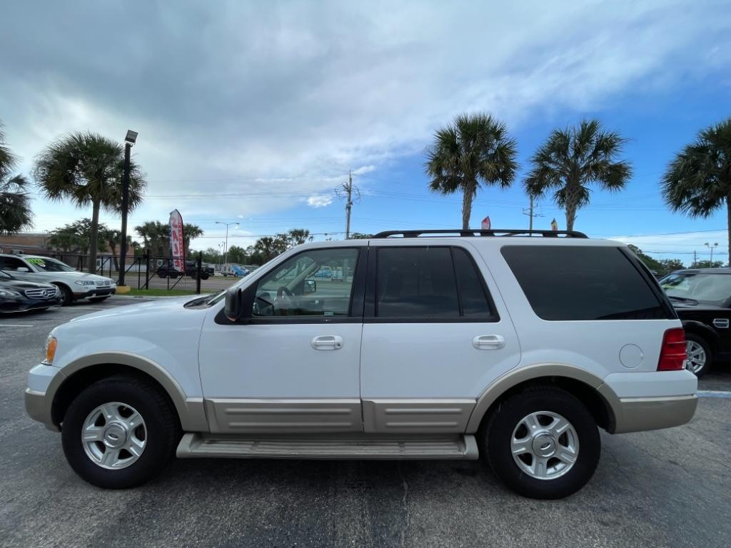 Thumbnail image of 2005 Ford Expedition at New World Auto, LLC