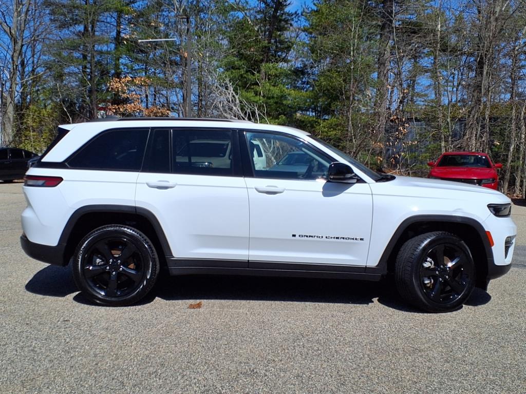 Thumbnail image of 2023 Jeep Grand Cherokee at Key Acura Of Portsmouth