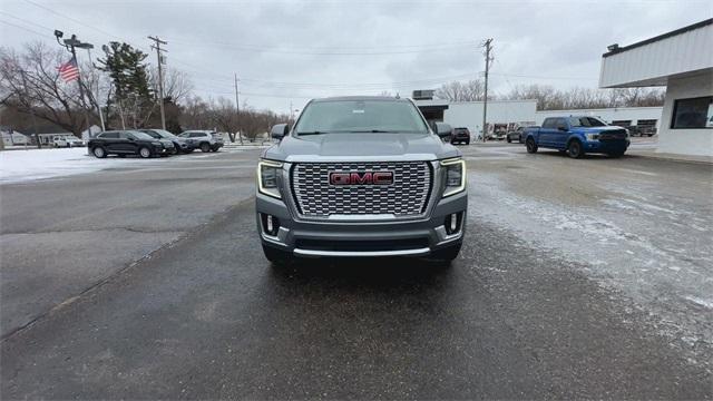 Thumbnail image of 2022 GMC Yukon XL at LaFontaine Buick GMC