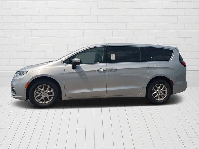 Thumbnail image of 2023 Chrysler Pacifica at OrlandoKiaNorth - USED - SHARED