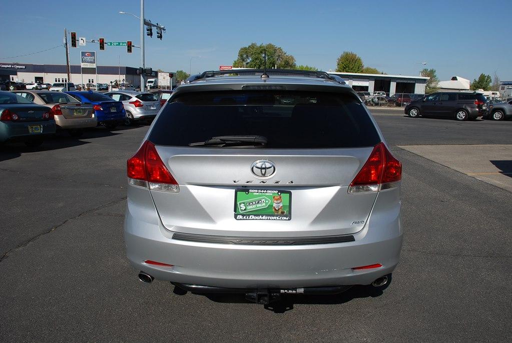 Thumbnail image of 2011 Toyota Venza at BULLDOG MOTORS