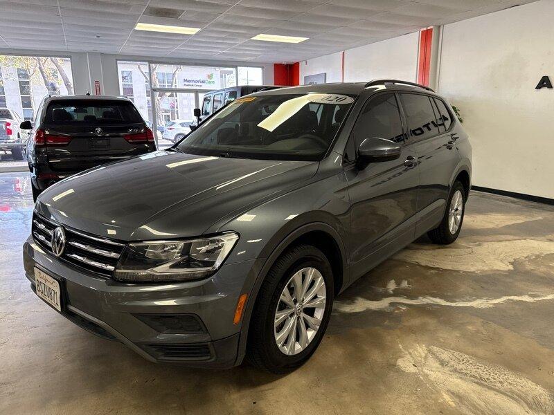Thumbnail image of 2020 Volkswagen Tiguan at Alsbou Motors Auto Group