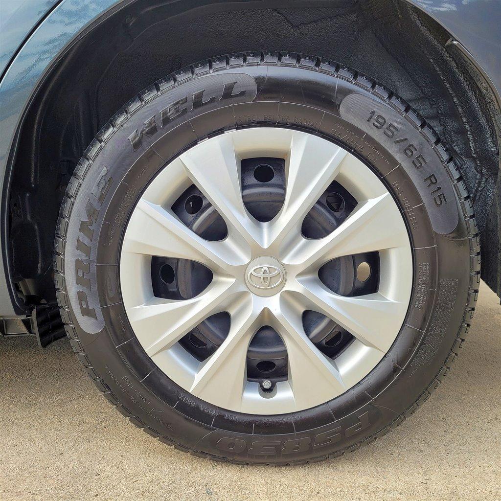 Thumbnail image of 2015 Toyota Corolla at Byron Auto Group Inc