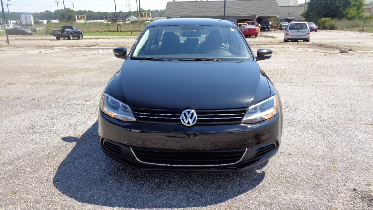 Thumbnail image of 2013 Volkswagen Jetta at DB Carter