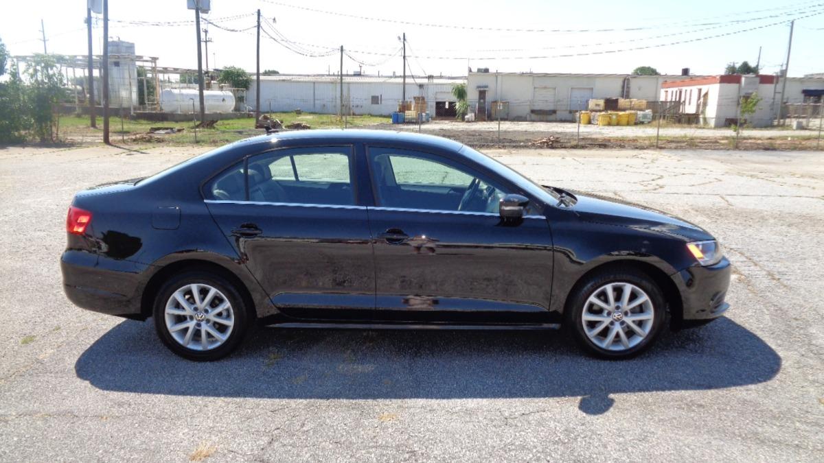 Thumbnail image of 2013 Volkswagen Jetta at DB Carter