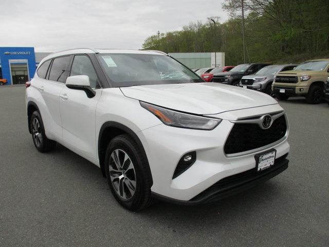 Thumbnail image of 2022 Toyota Highlander at Bedard Brothers - USED