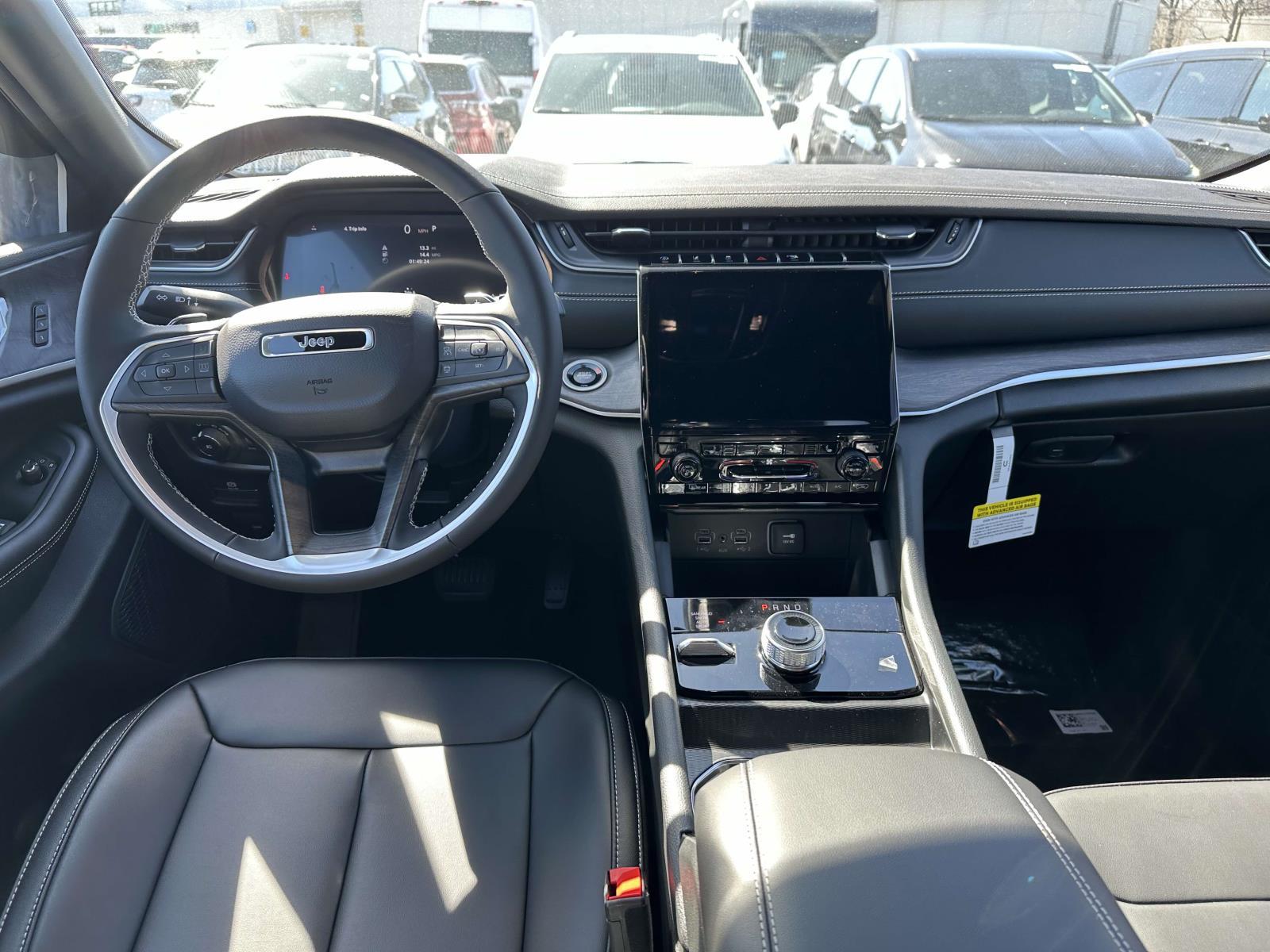 Thumbnail image of 2025 Jeep Grand Cherokee at Port Jeff Chrysler Jeep Inc