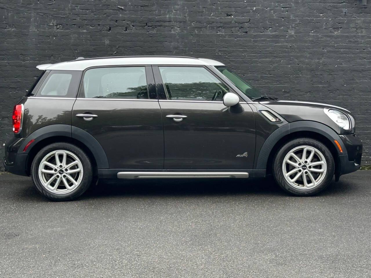 Thumbnail image of 2016 MINI Countryman at Kings Point Auto