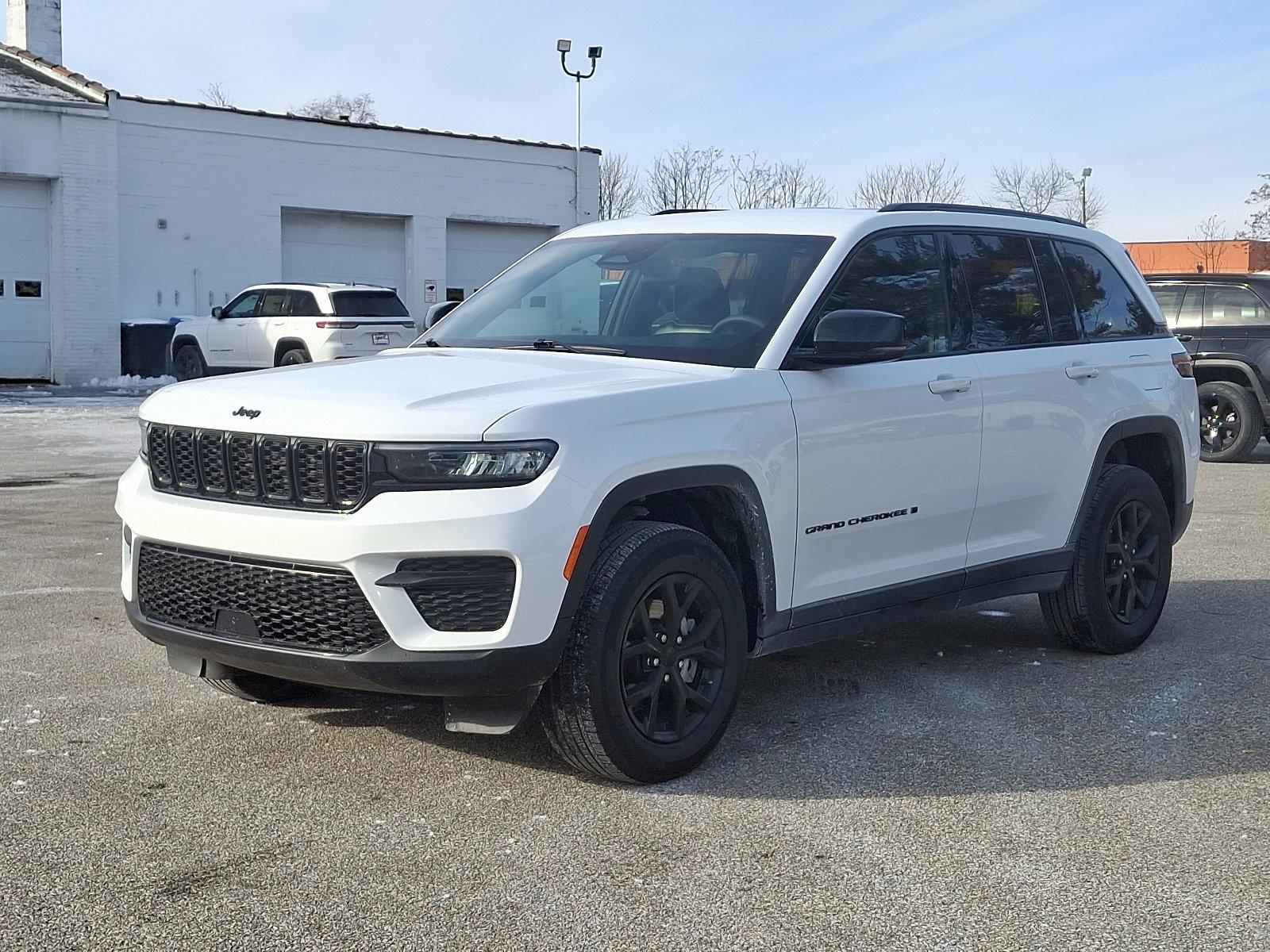 Thumbnail image of 2024 Jeep Grand Cherokee at Spirit Chrysler Dodge Jeep