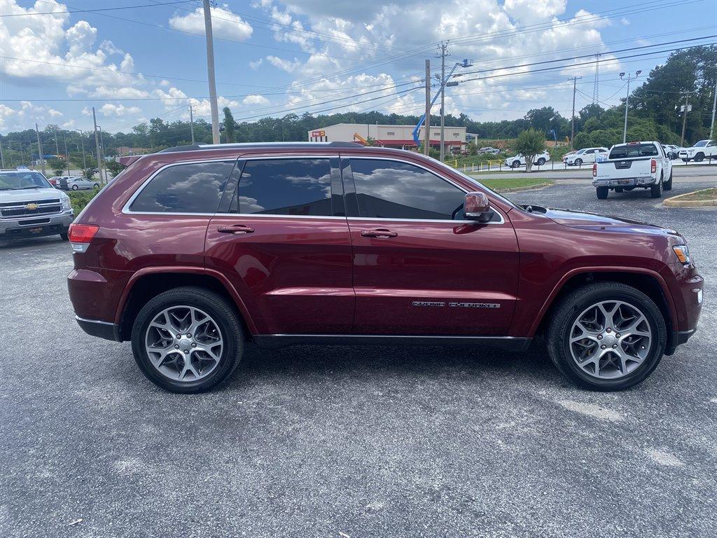Thumbnail image of 2018 Jeep Grand Cherokee at H&W MOTOR COMPANY INC.