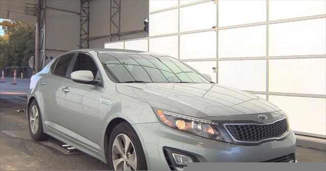 Thumbnail image of 2014 Kia Optima Hybrid at Car Connection Superstore