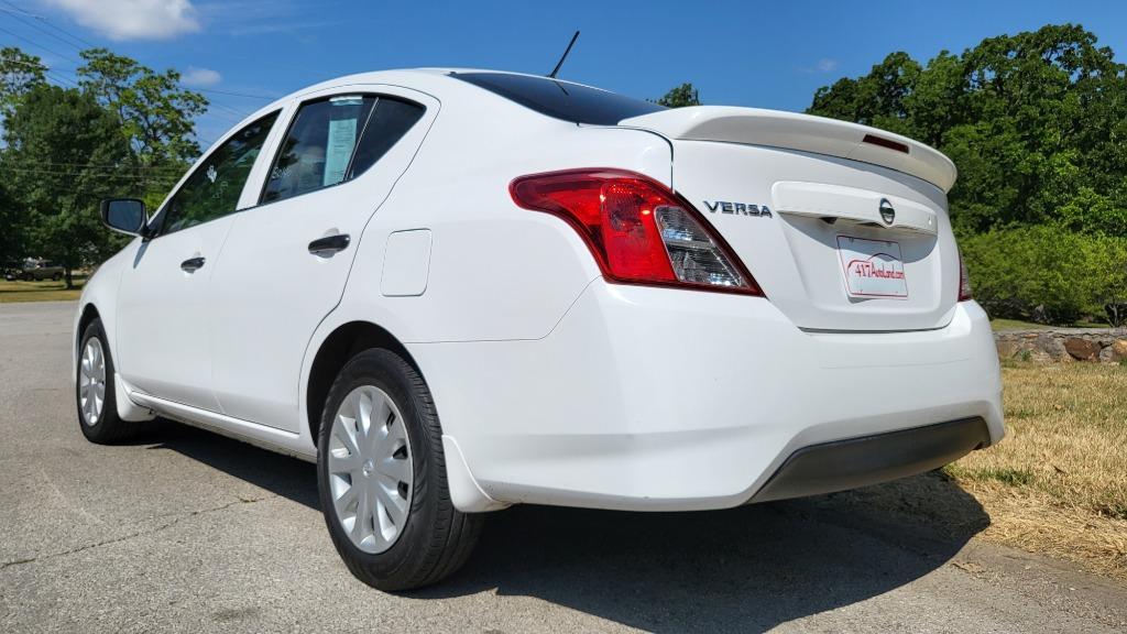 Thumbnail image of 2019 Nissan Versa at 417AutoLand.com of Springfield, MO