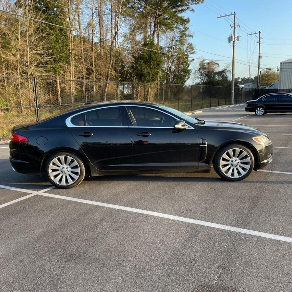 Thumbnail image of 2009 Jaguar XF at GKE Autoclub Inc