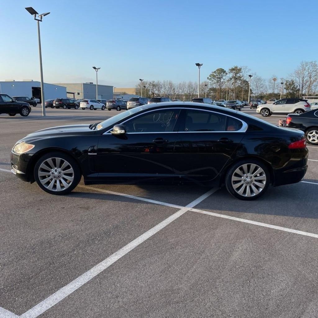 Thumbnail image of 2009 Jaguar XF at GKE Autoclub Inc
