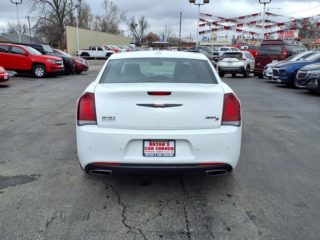 Thumbnail image of 2023 Chrysler 300 at Bryan's Car Corner - Chickasha
