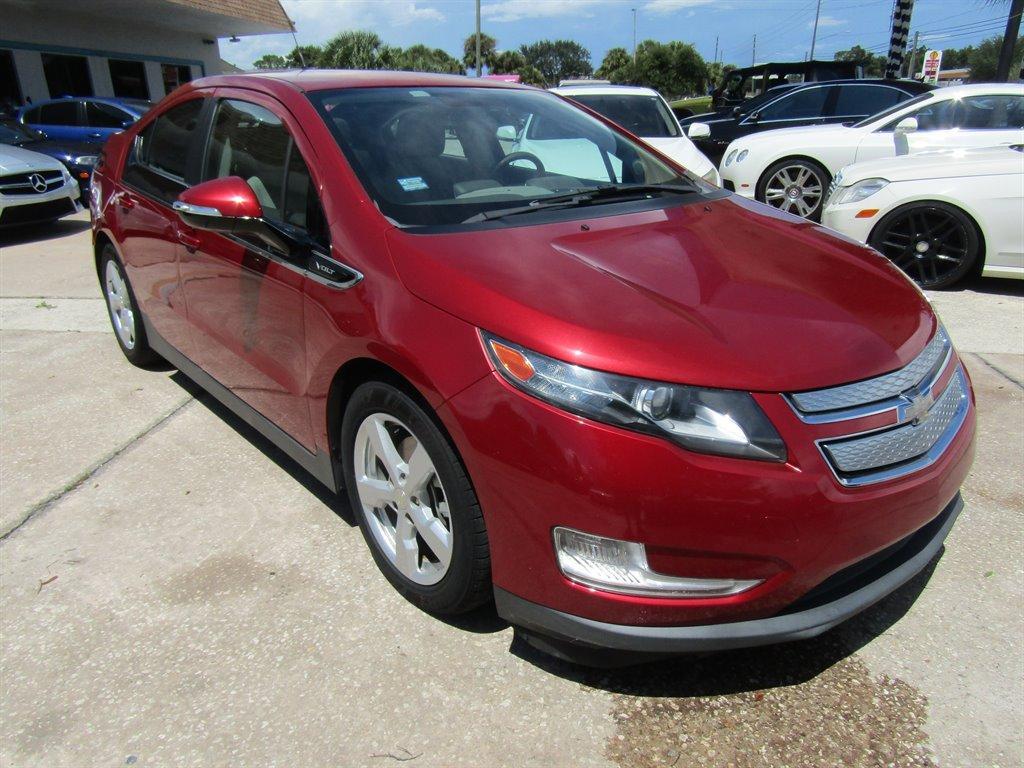Thumbnail image of 2013 Chevrolet Volt at Auto Express Enterprise Inc