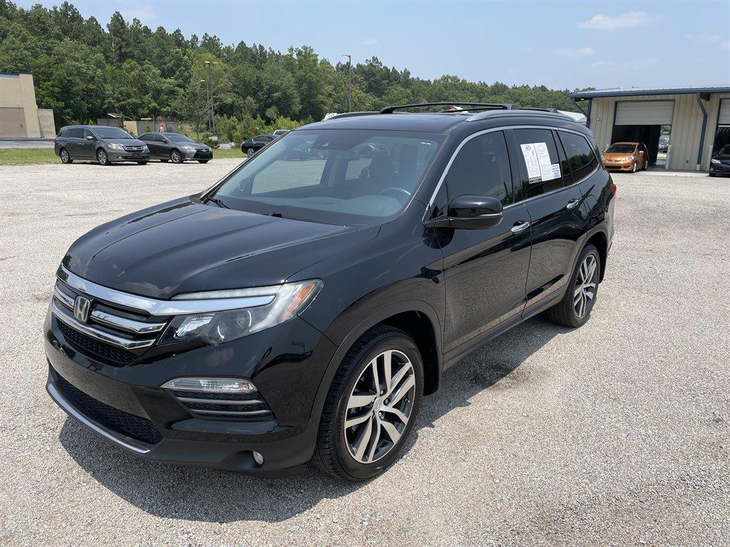 Thumbnail image of 2017 Honda Pilot at Moore Automotive Group Cheraw