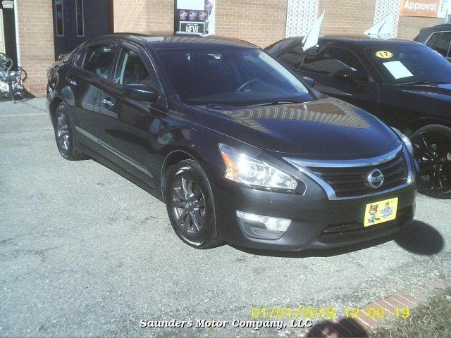 Thumbnail image of 2015 Nissan Altima at Saunders Motor Company, LLC