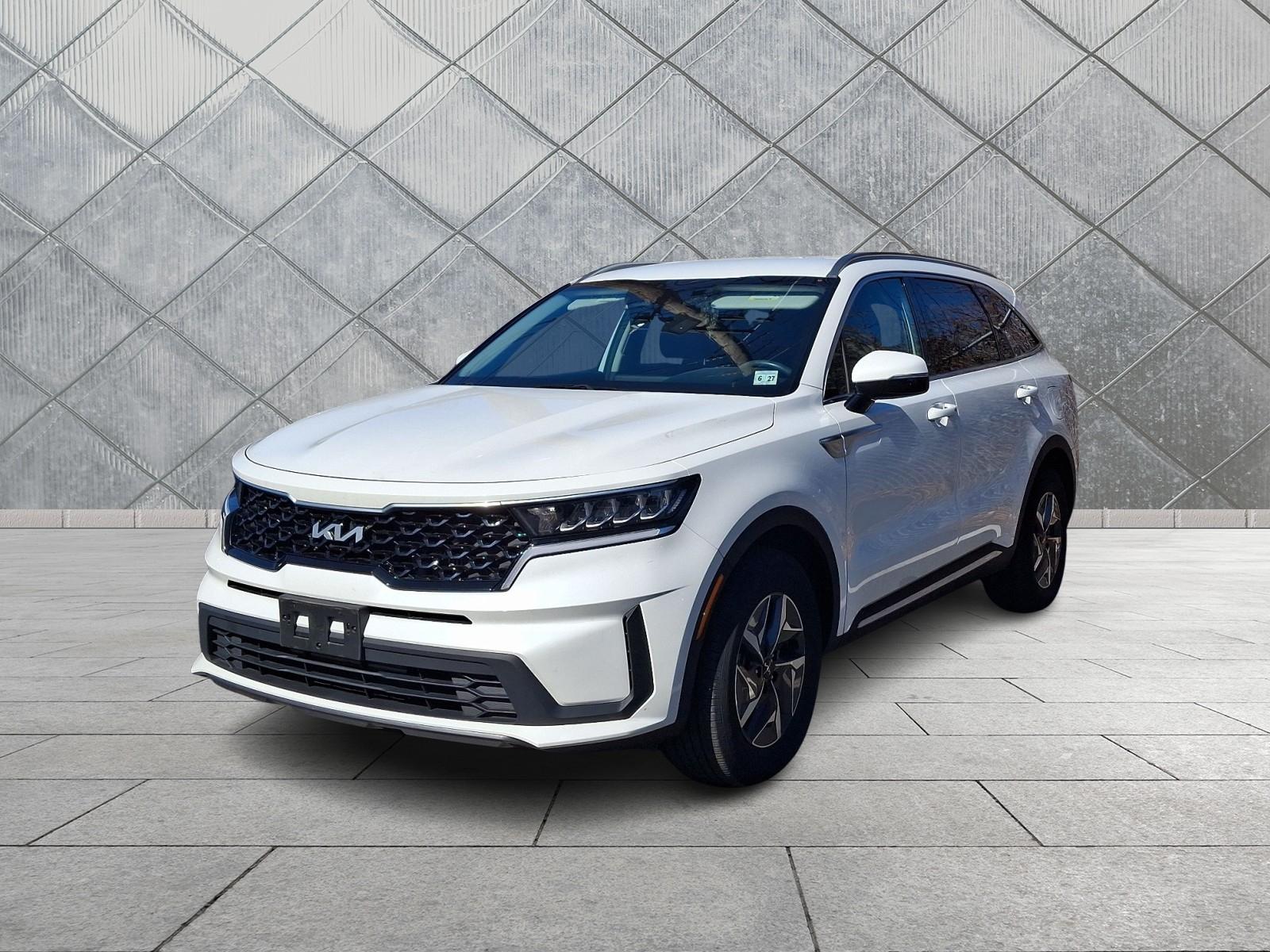 Thumbnail image of 2022 Kia Sorento Hybrid at Maxon Hyundai Inc.