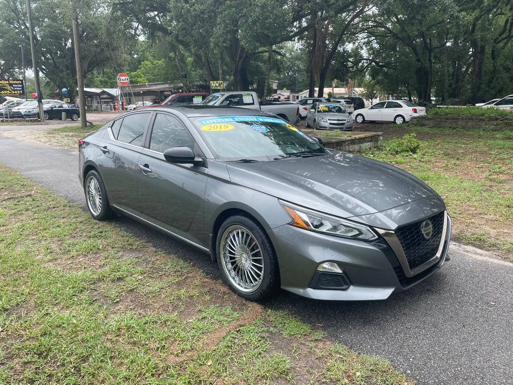 Thumbnail image of 2019 Nissan Altima at MAURADIAN MOTORS LLC