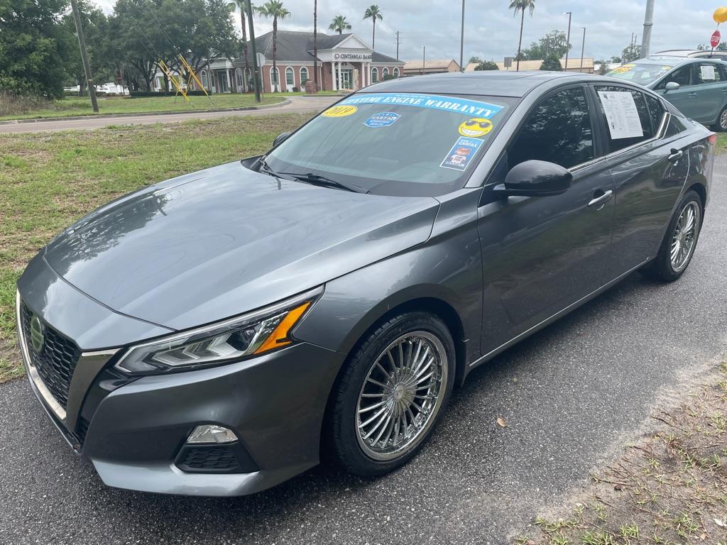 Thumbnail image of 2019 Nissan Altima at MAURADIAN MOTORS LLC