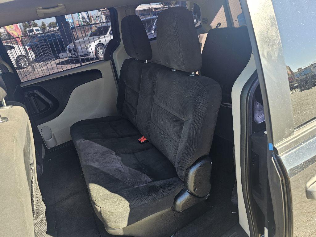 Thumbnail image of 2016 Dodge Grand Caravan at SHARK AUTO SALES