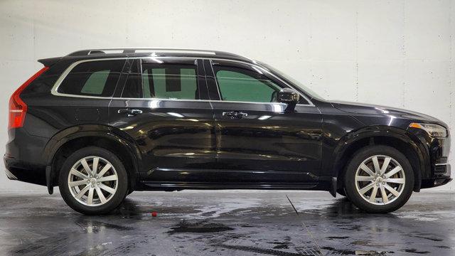Thumbnail image of 2017 Volvo XC90 at McGrath Acura of Morton Grove NEW