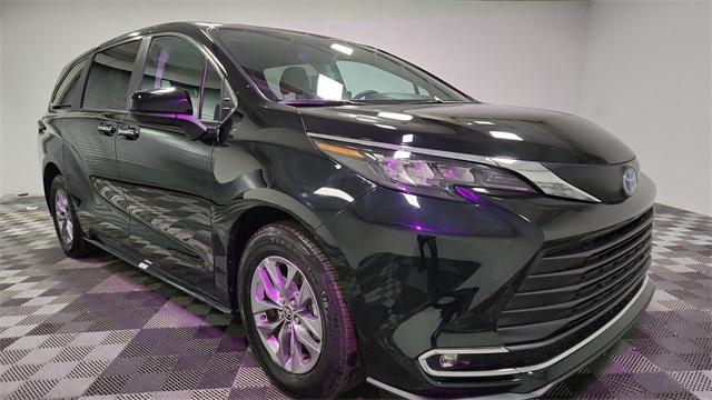 Thumbnail image of 2024 Toyota Sienna at Major World Chevrolet