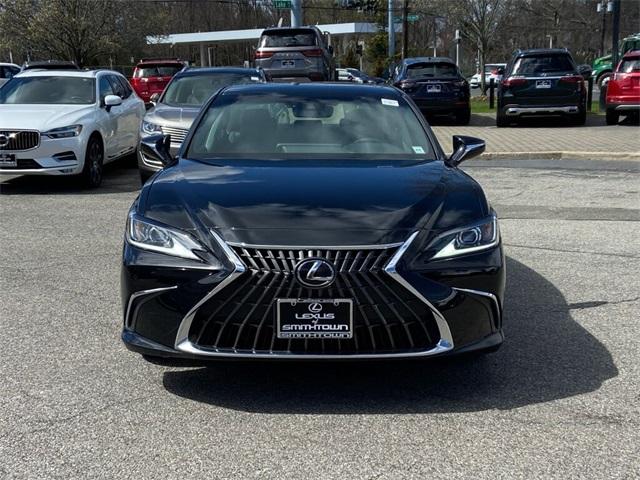 Thumbnail image of 2022 Lexus ES 350 at Lexus of Smithtown