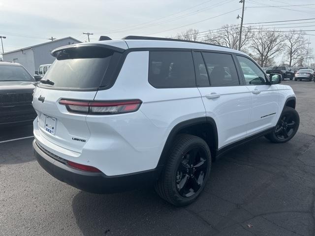 Thumbnail image of 2025 Jeep Grand Cherokee L at Golling Chrysler Dodge Jeep Ram of Roseville