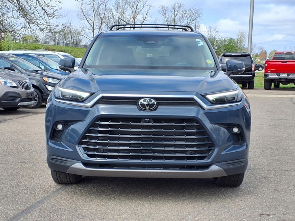 Thumbnail image of 2024 Toyota Grand Highlander at Champion Chevrolet Of Howell