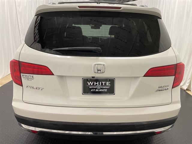 Thumbnail image of 2018 Honda Pilot at White Motor Company